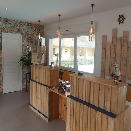 Les Isles De Sola Studio Apartment *